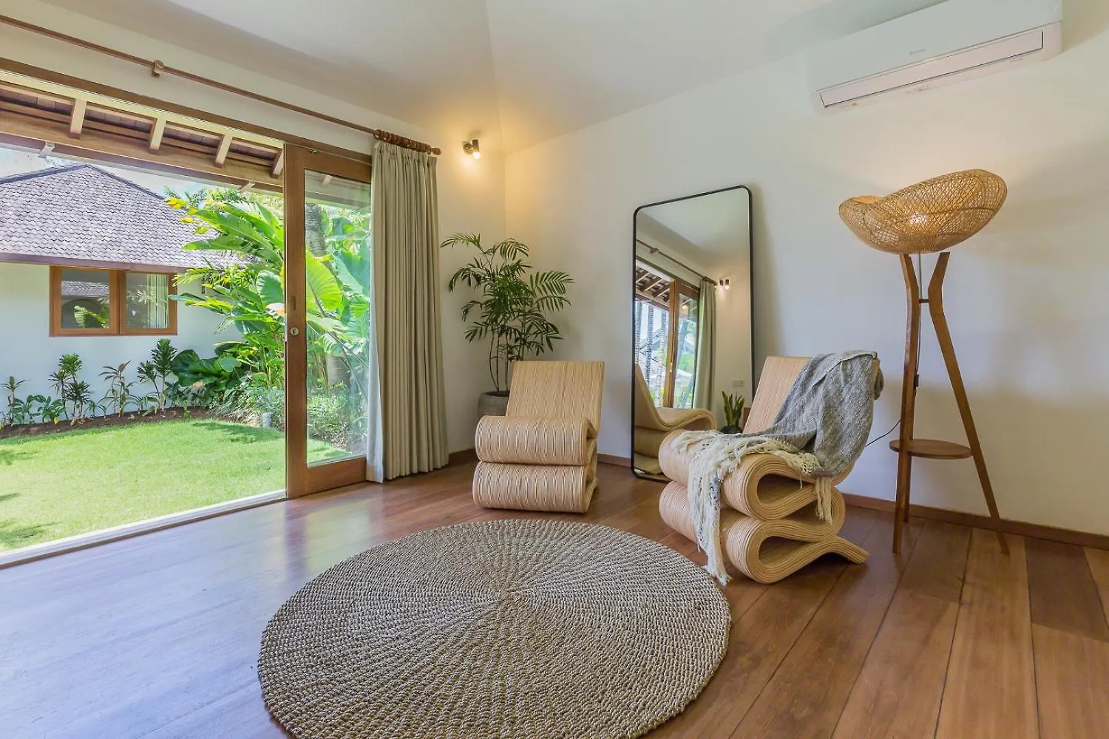 Villa B Seminyak  Indonesia