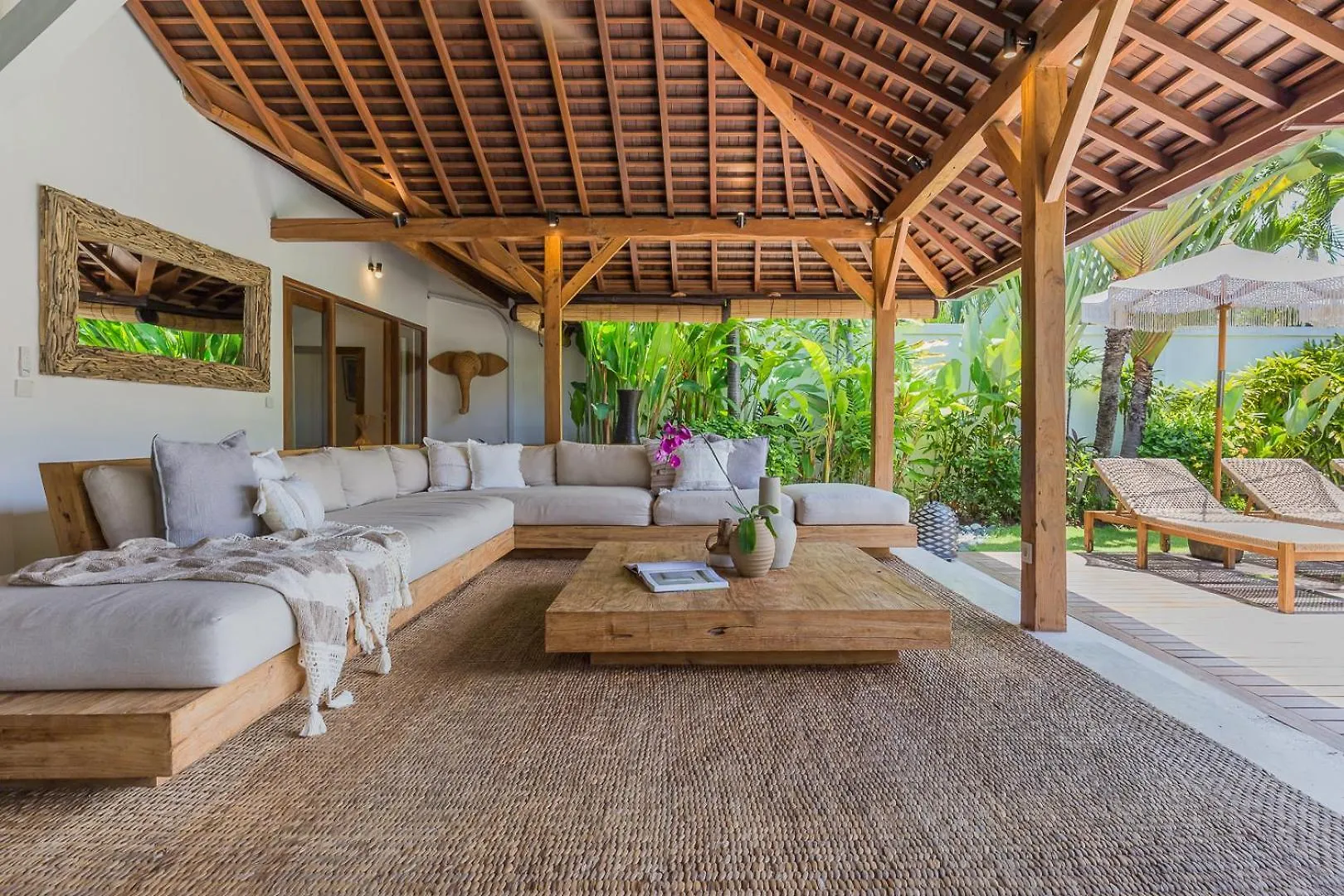 Villa B Seminyak  Indonesia